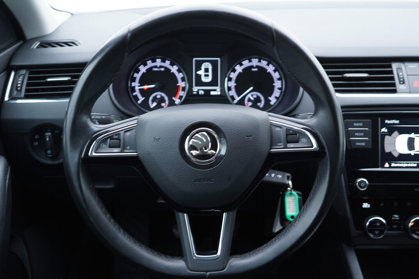 OV190V11073_28.webp_OCTAVIA Ambition Plus 1.6 TDI 85 kW manuál, DPH