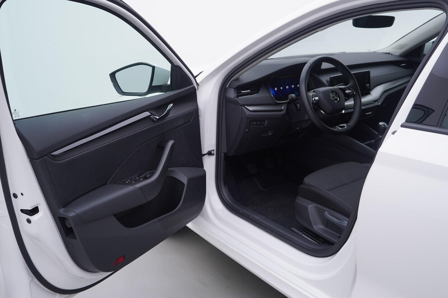 OV190V11074_18.webp_OCTAVIA Ambition 2.0 TDI 85 kW manuál, DPH