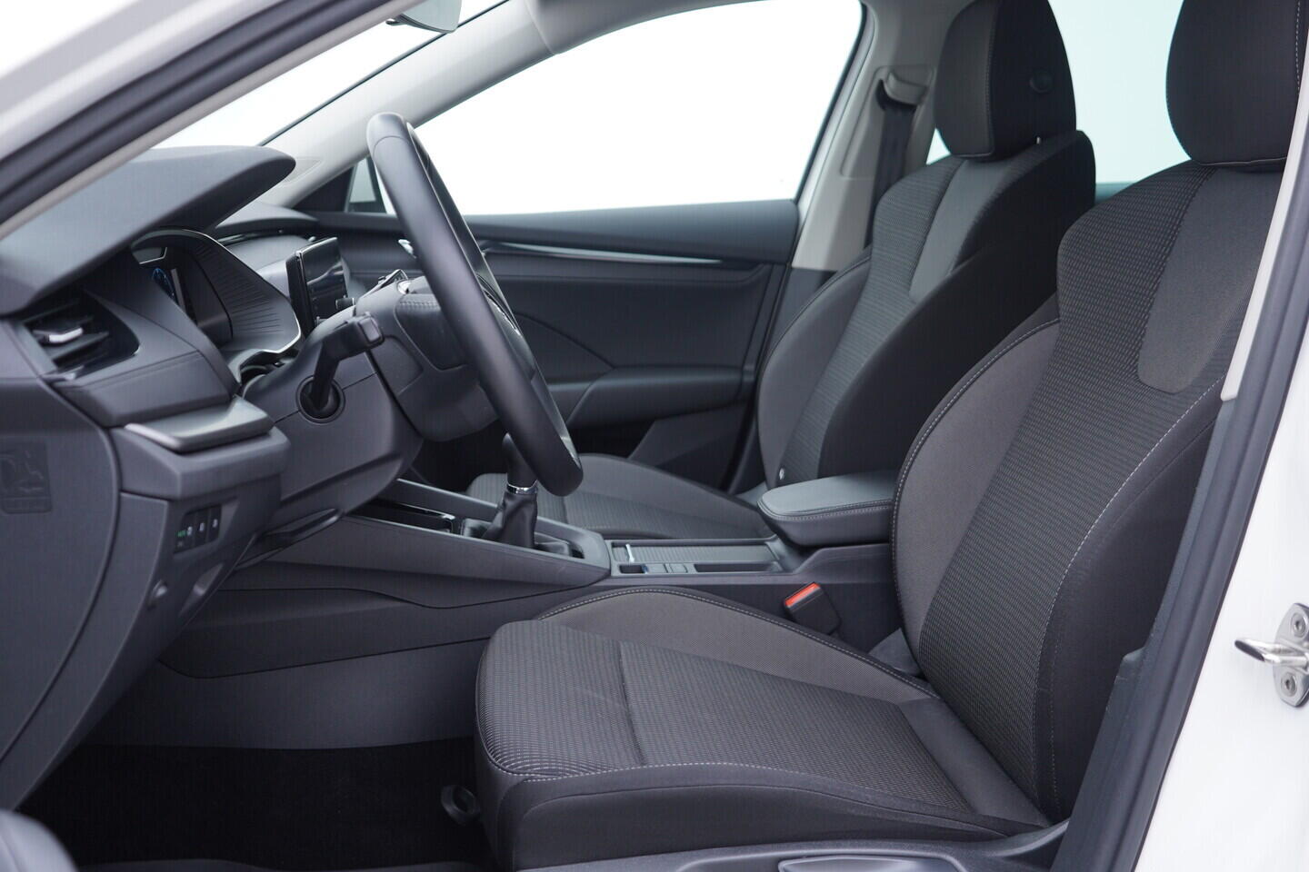 OV190V11074_22.webp_OCTAVIA Ambition 2.0 TDI 85 kW manuál, DPH