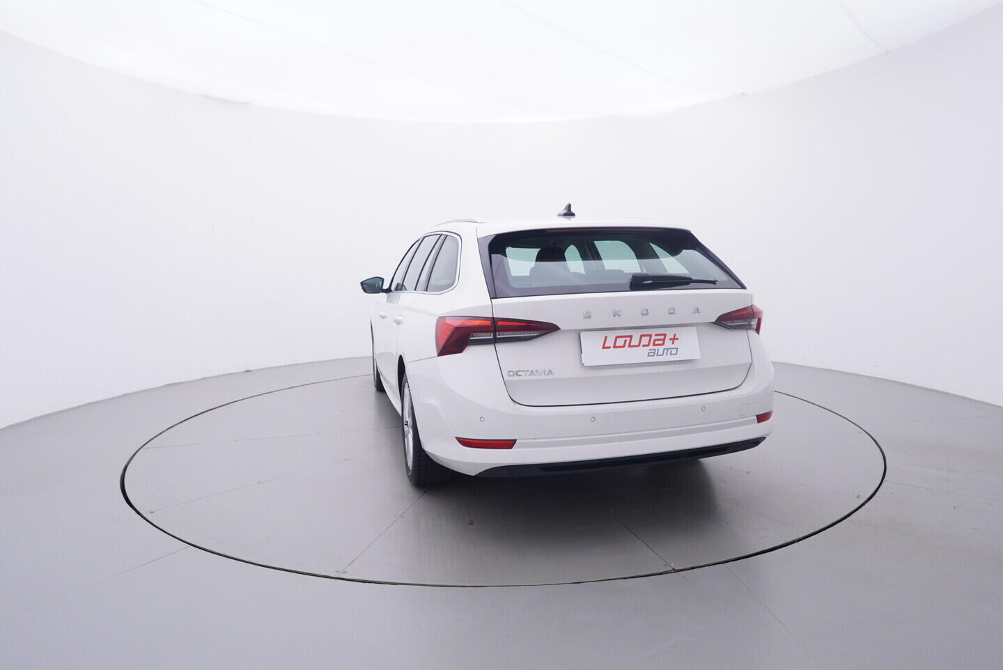 OV190V11075_13.webp_OCTAVIA Style 2.0 TDI 85 kW manuál, DPH