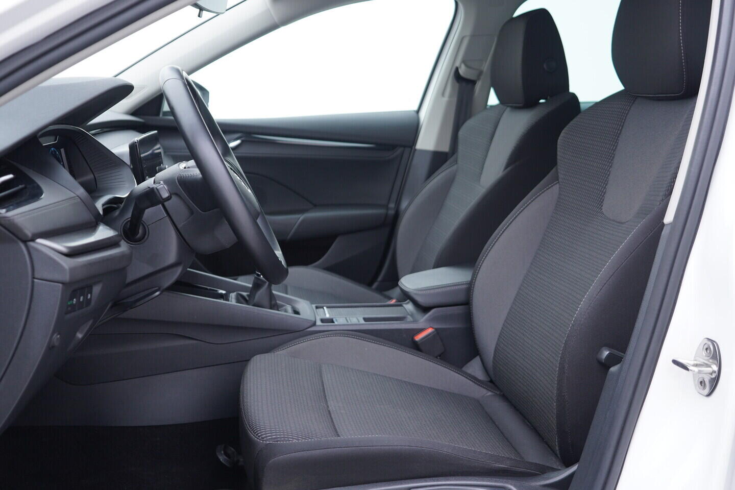 OV190V11076_22.webp_OCTAVIA Ambition 2.0 TDI 85 kW manuál, DPH