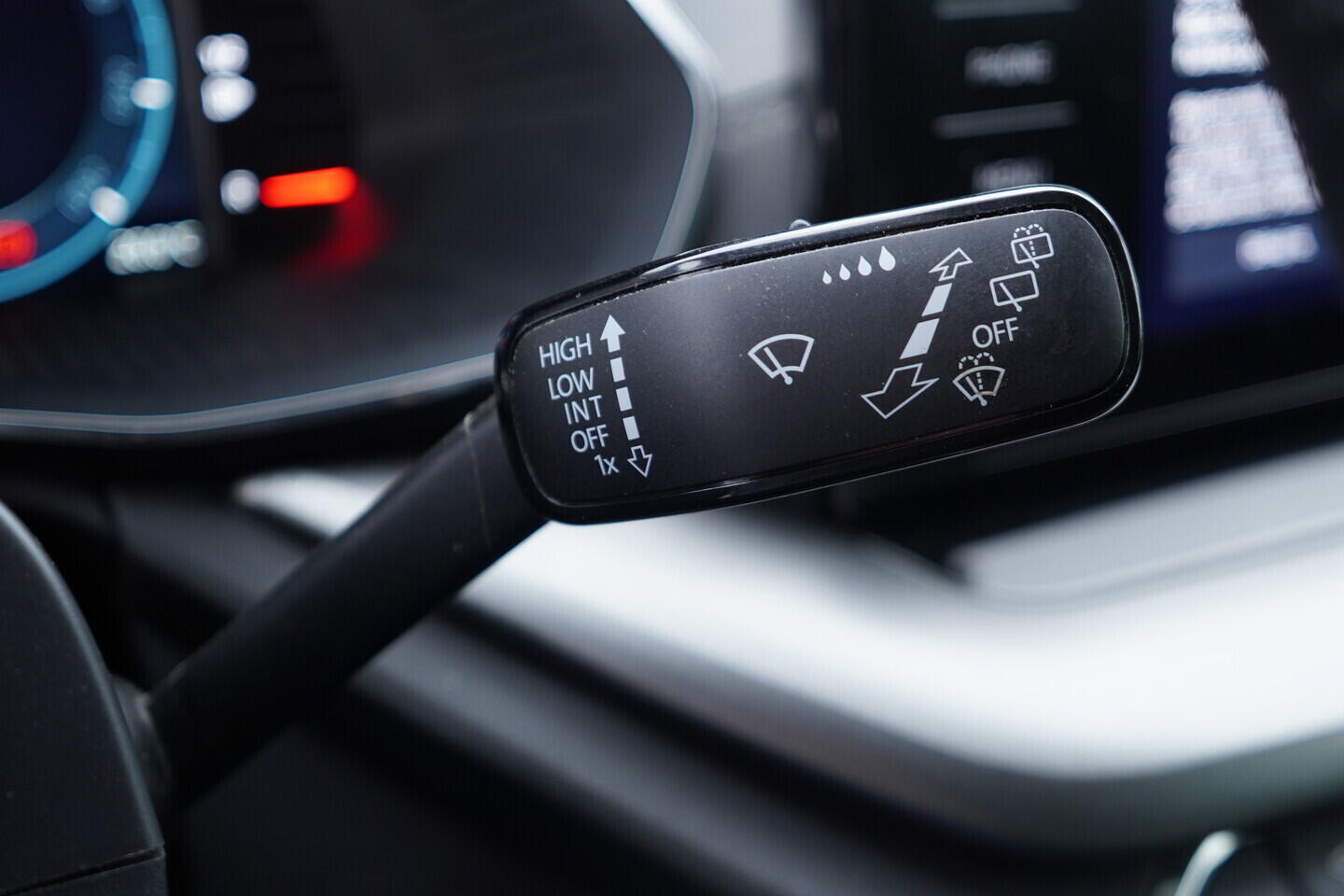 OV190V11076_24.webp_OCTAVIA Ambition 2.0 TDI 85 kW manuál, DPH