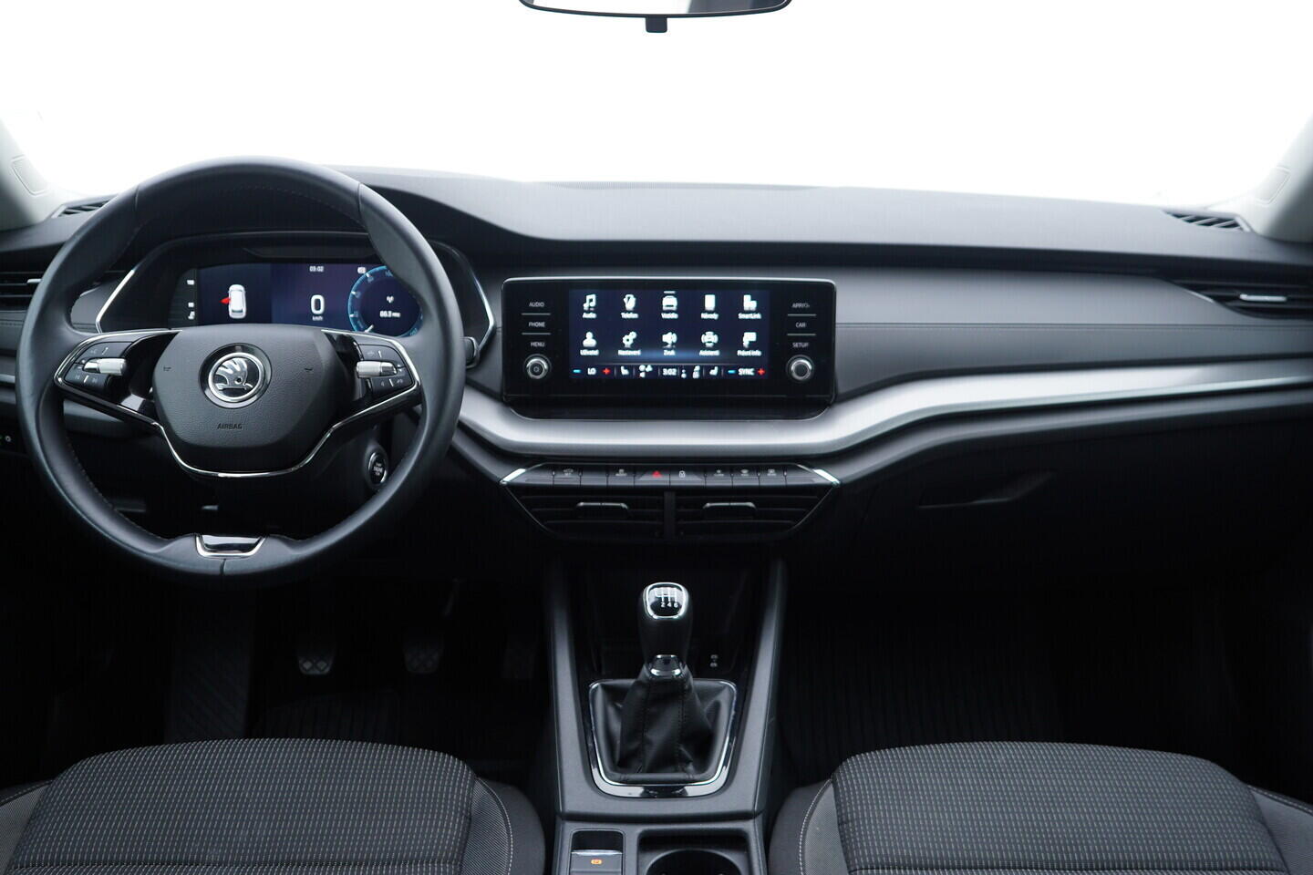 OV190V11076_25.webp_OCTAVIA Ambition 2.0 TDI 85 kW manuál, DPH