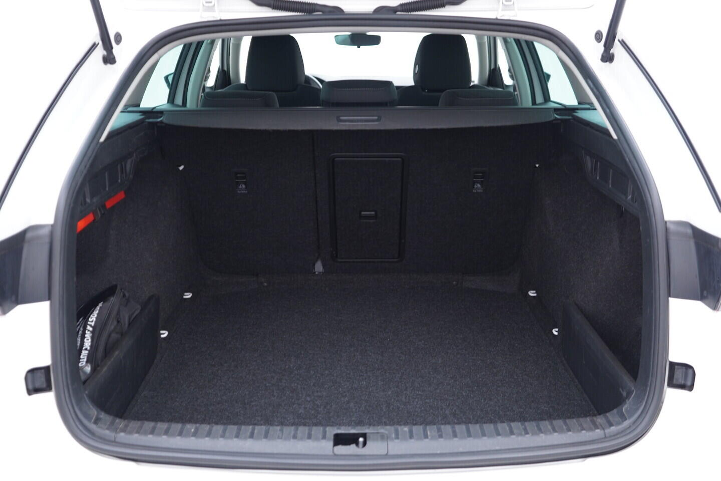 OV190V11076_37.webp_OCTAVIA Ambition 2.0 TDI 85 kW manuál, DPH