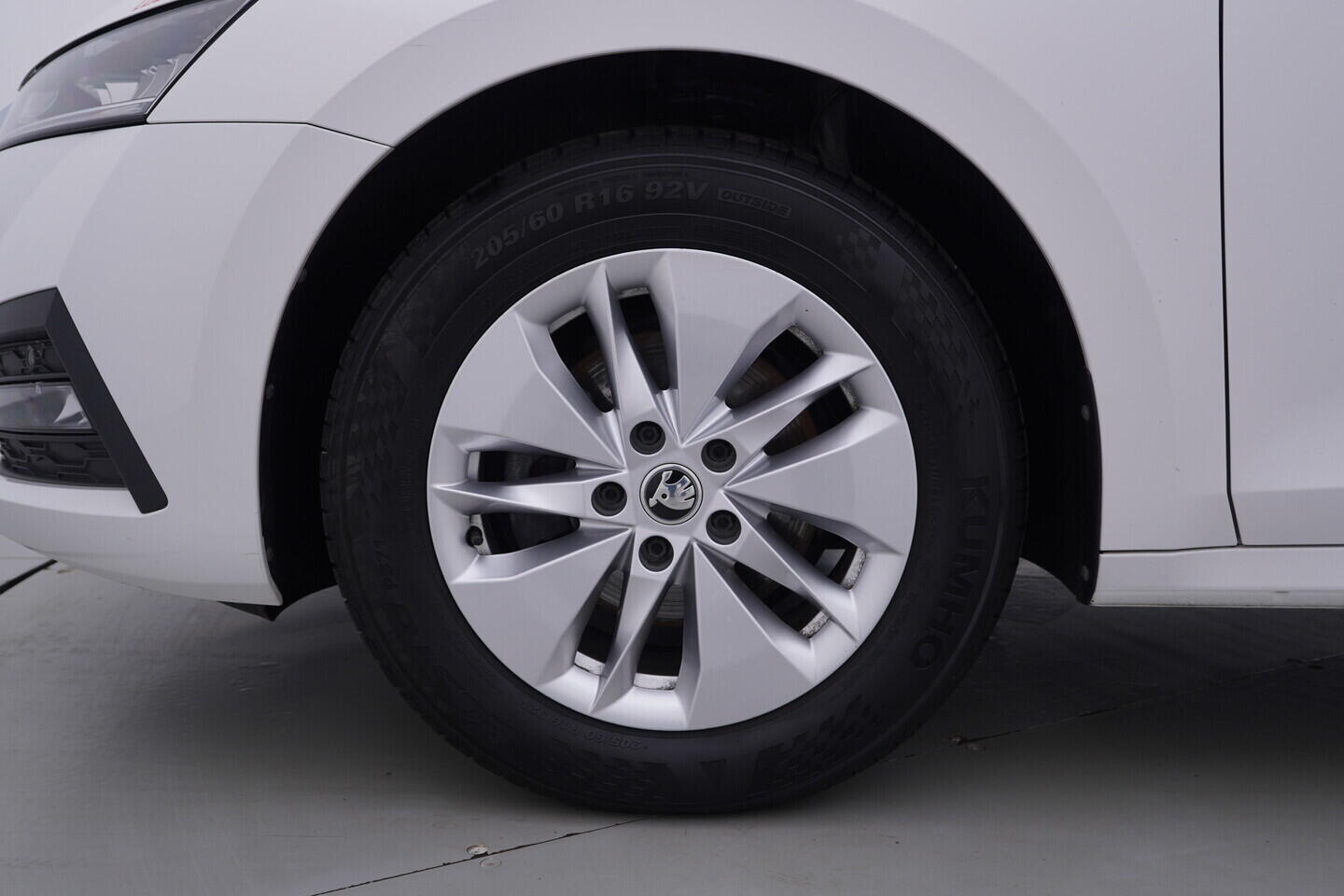 OV190V11076_39.webp_OCTAVIA Ambition 2.0 TDI 85 kW manuál, DPH