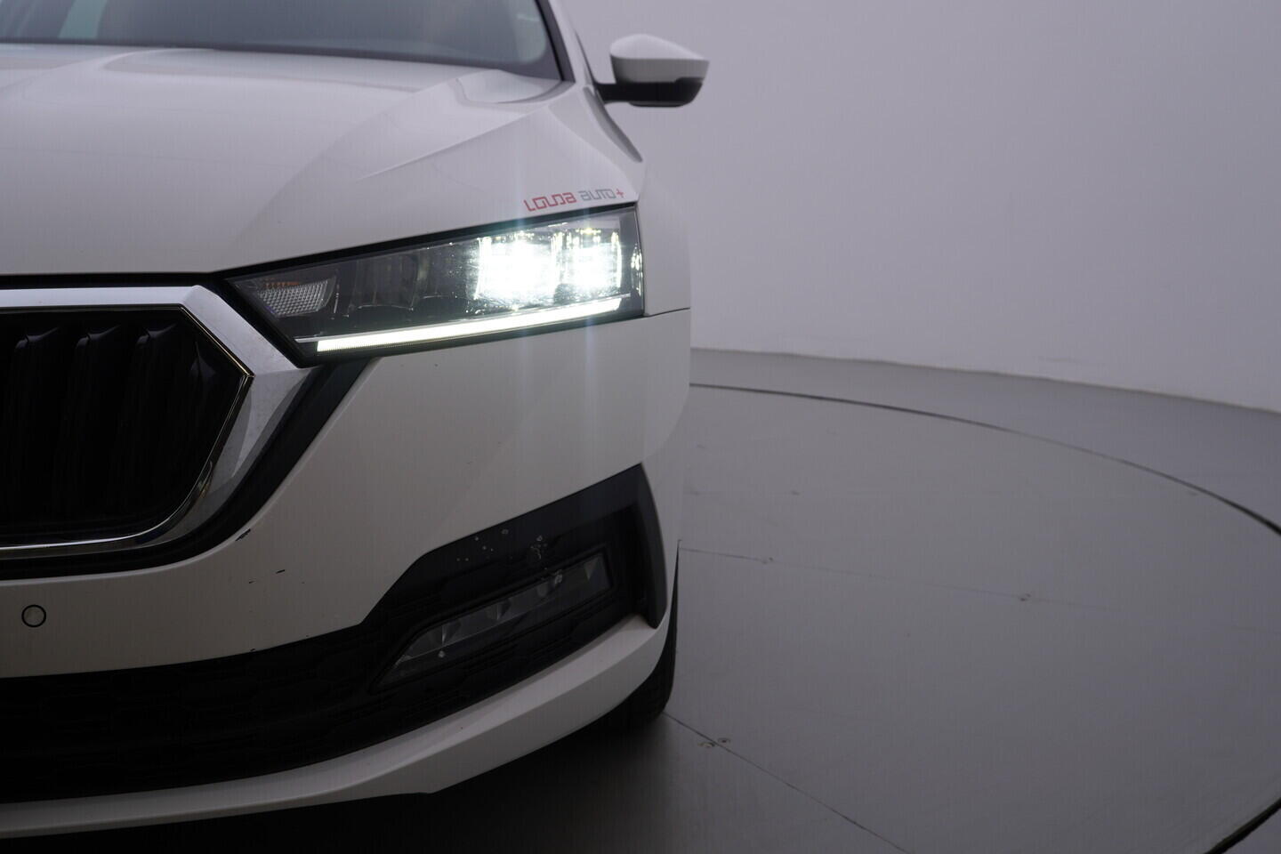 OV190V11076_40.webp_OCTAVIA Ambition 2.0 TDI 85 kW manuál, DPH