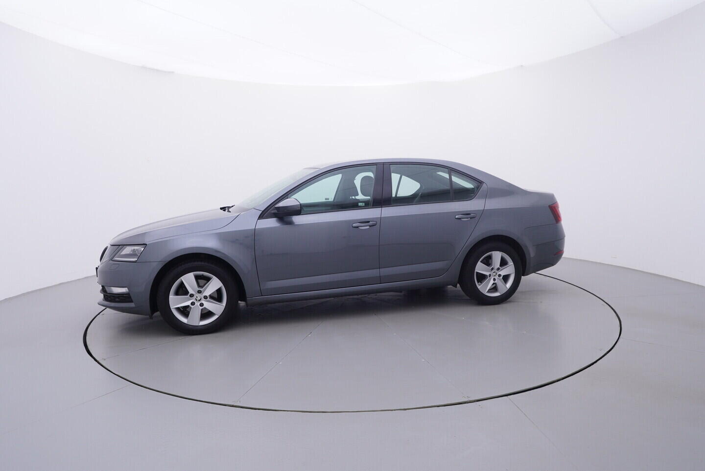 OV190V11080_11.webp_OCTAVIA Ambition 1.4 TSI 110 kW manuál