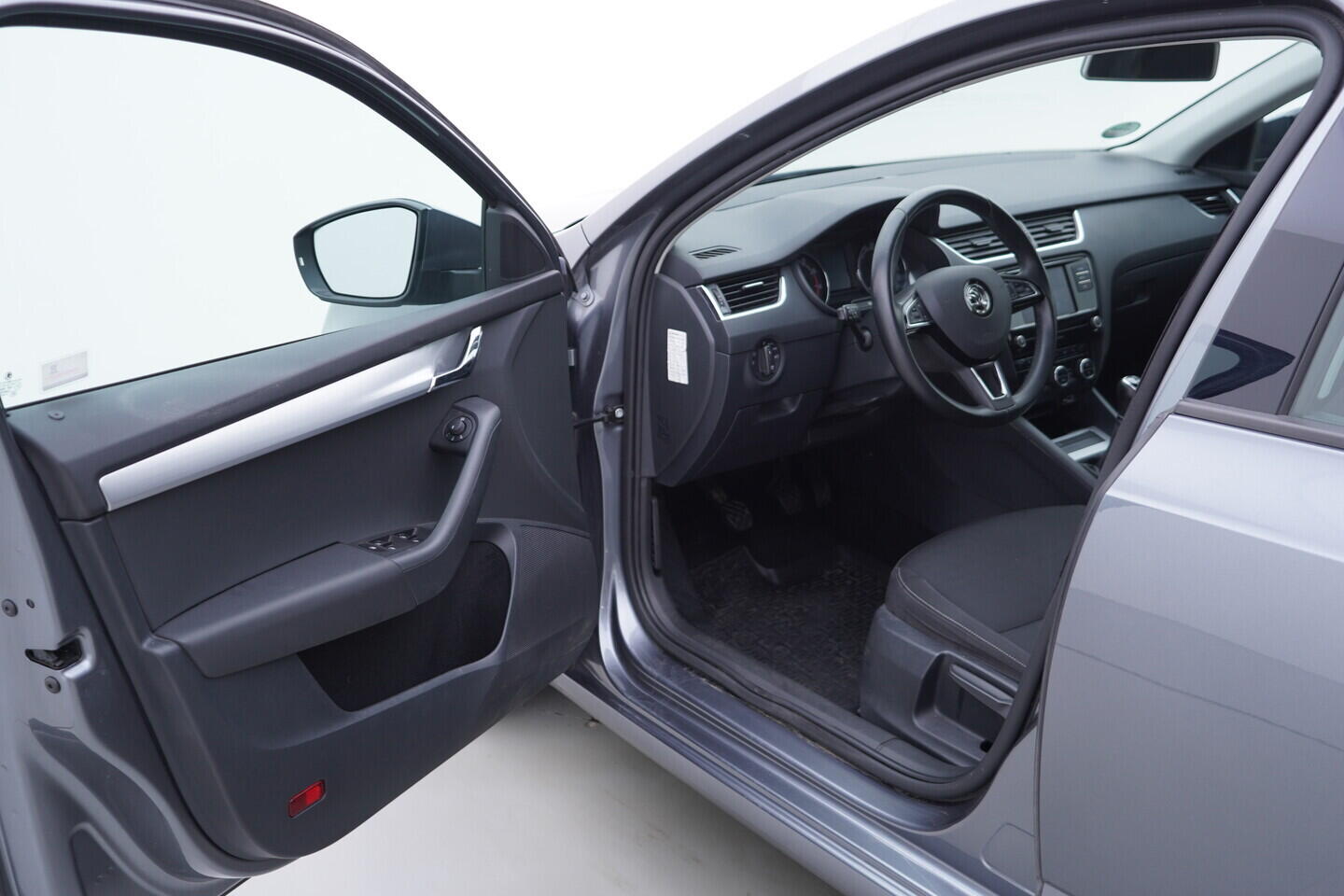 OV190V11080_18.webp_OCTAVIA Ambition 1.4 TSI 110 kW manuál