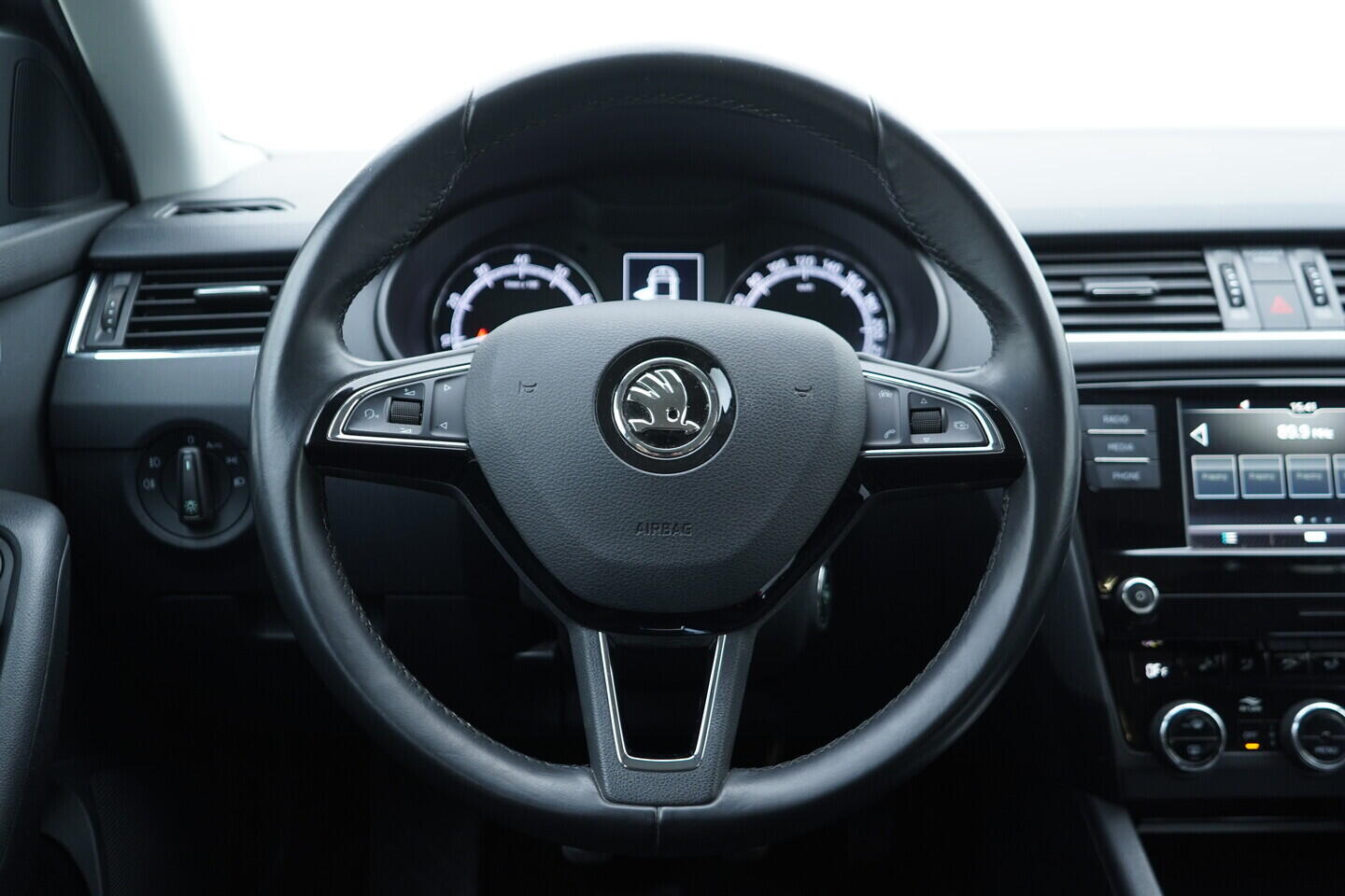 OV190V11080_27.webp_OCTAVIA Ambition 1.4 TSI 110 kW manuál