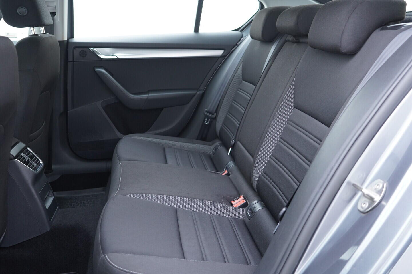 OV190V11080_34.webp_OCTAVIA Ambition 1.4 TSI 110 kW manuál