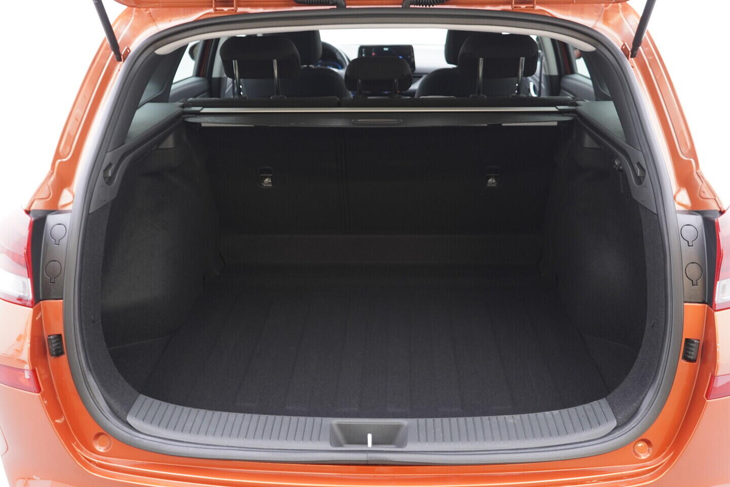 OV190V11081_35.webp_I30  1.5 GDI 70 kW manuál, DPH