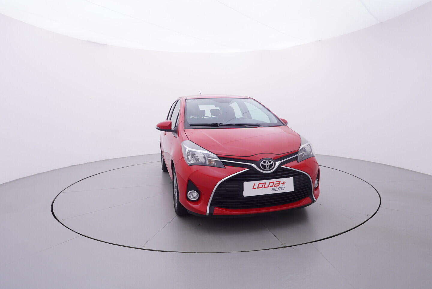 OV190V11083_17.webp_YARIS  1.0 . 51 kW manuál