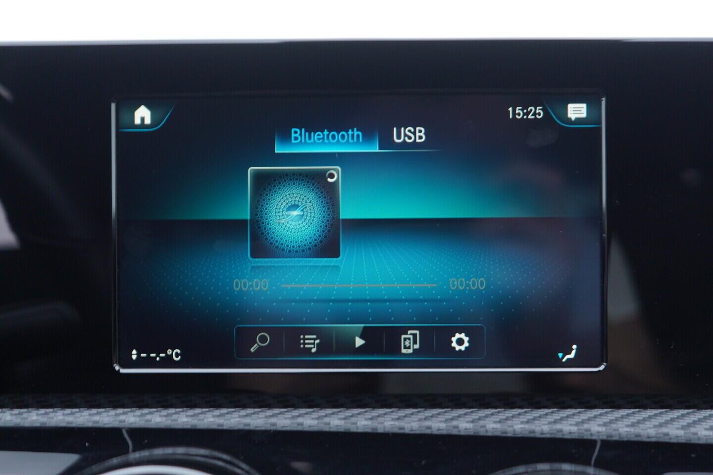 OV190V11084_29.webp_CLA  2.0 . 85 kW automat