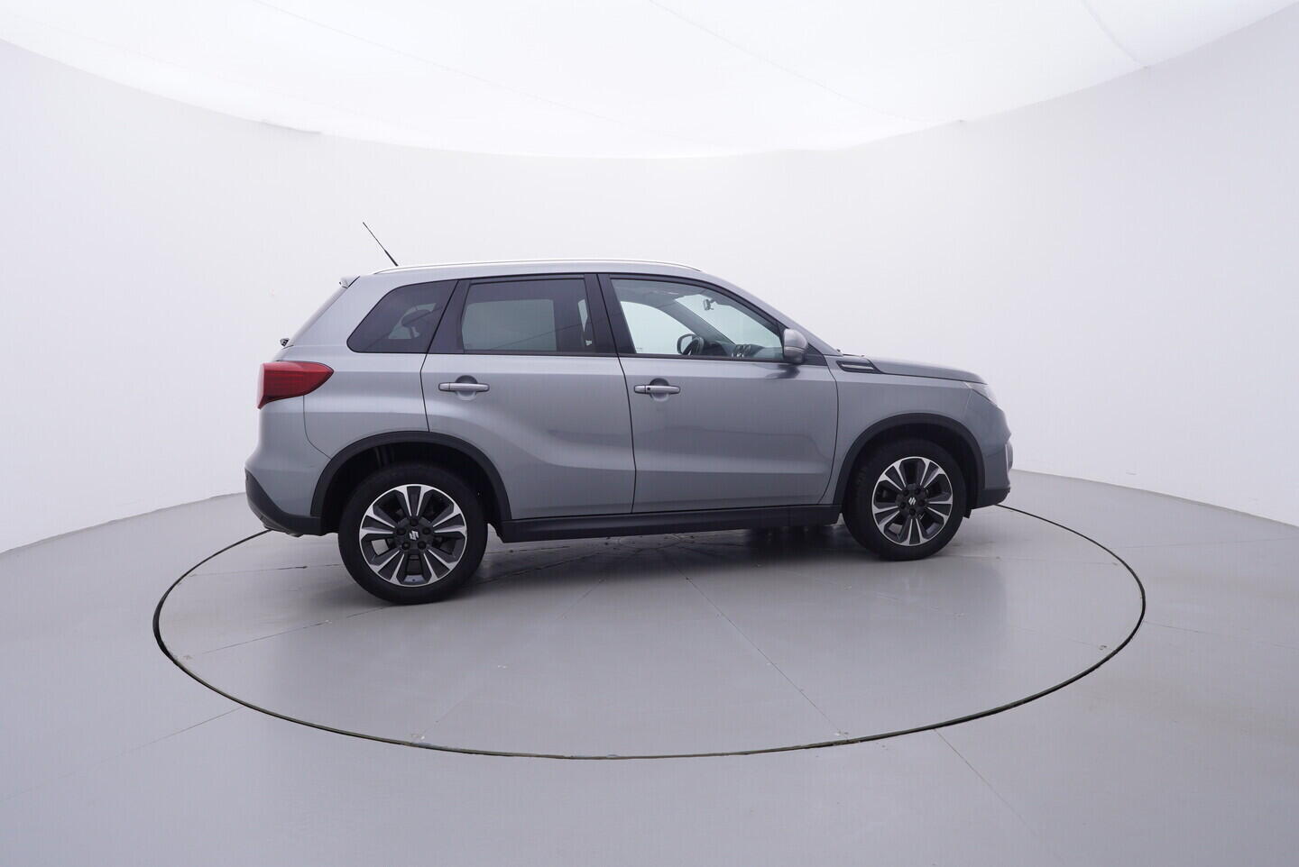 OV190V11085_15.webp_VITARA  1.4 BoosterJet 103 kW automat