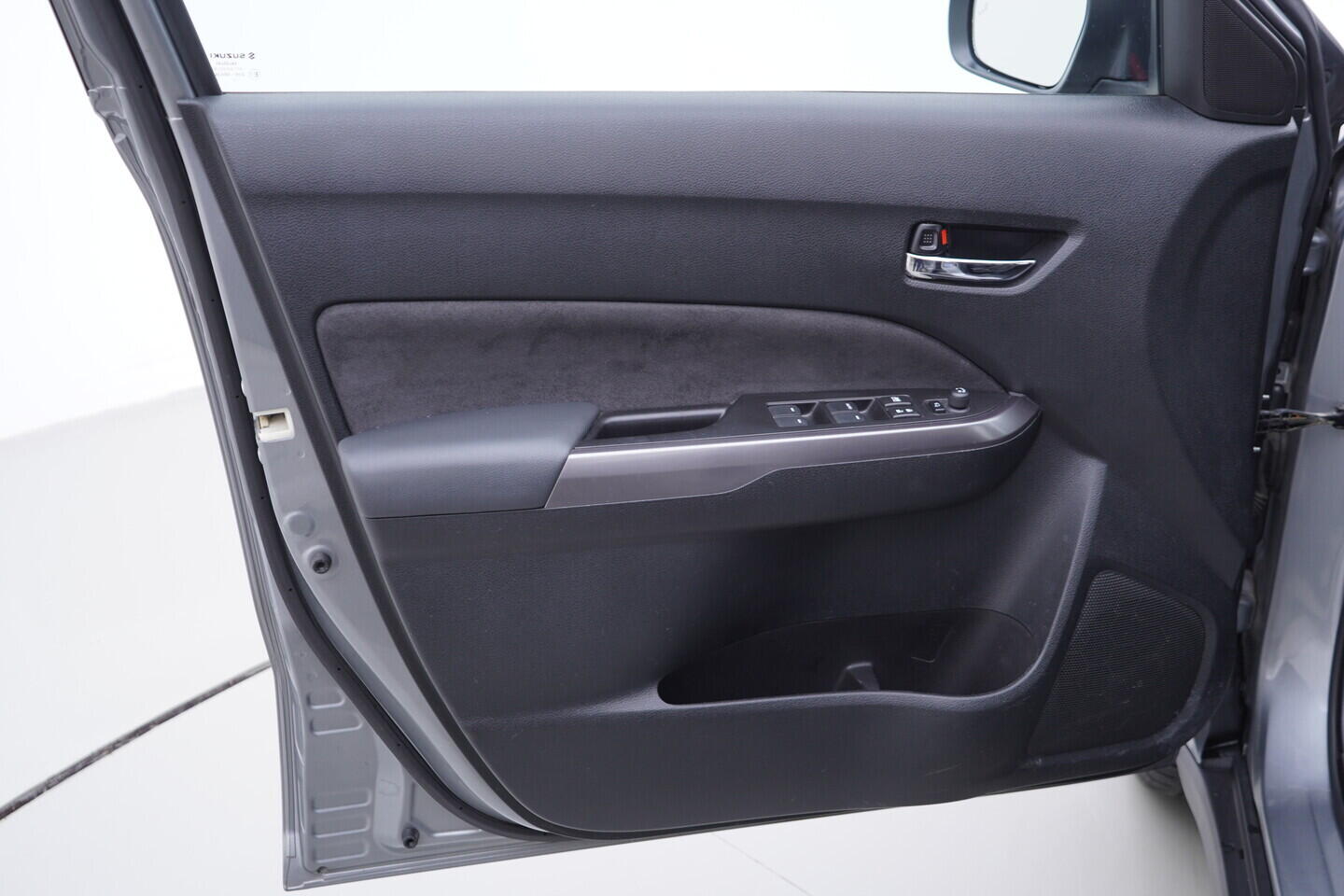 OV190V11085_19.webp_VITARA  1.4 BoosterJet 103 kW automat