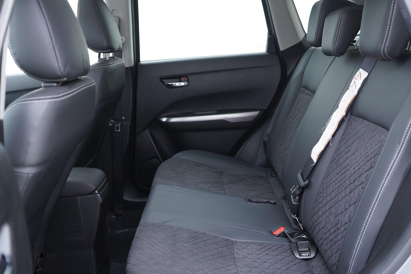 OV190V11085_33.webp_VITARA  1.4 BoosterJet 103 kW automat