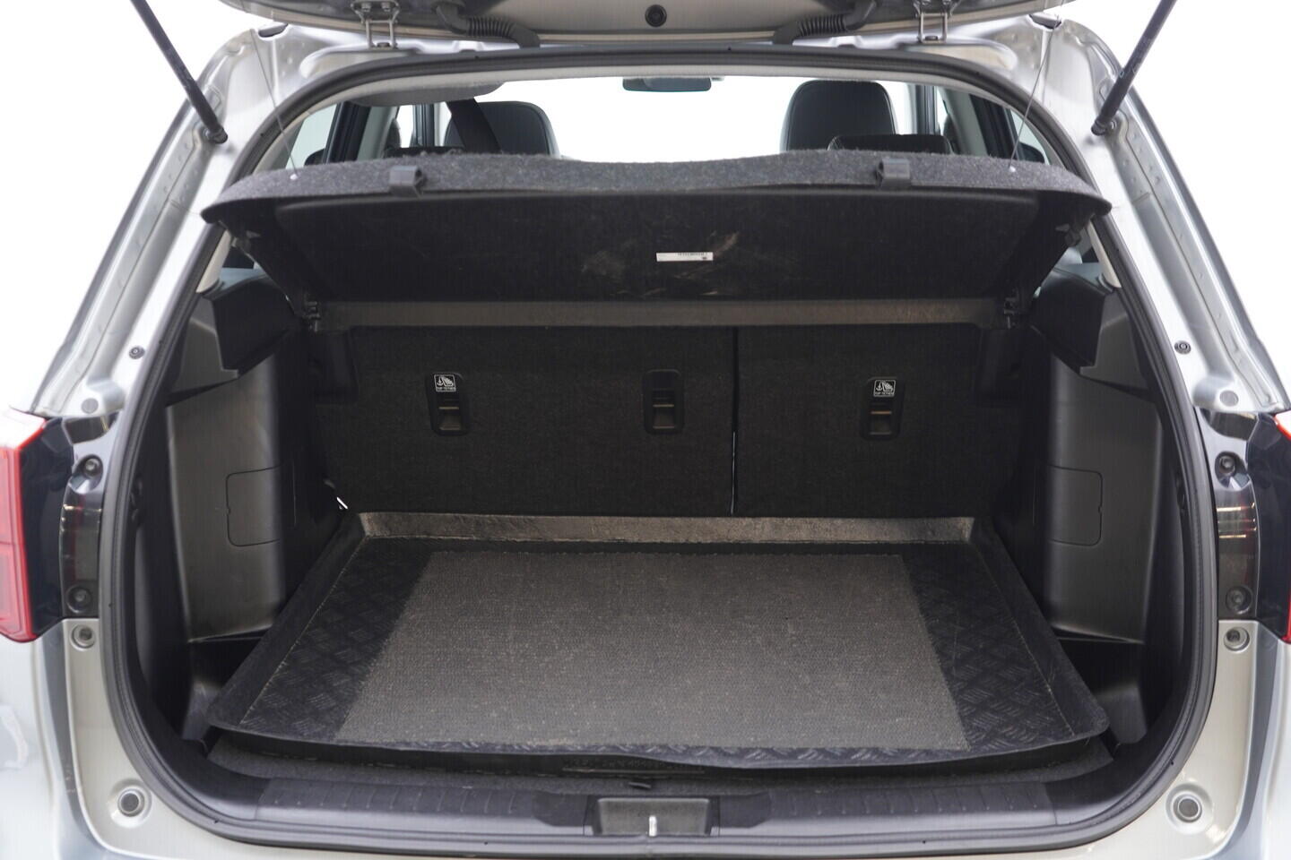 OV190V11085_34.webp_VITARA  1.4 BoosterJet 103 kW automat