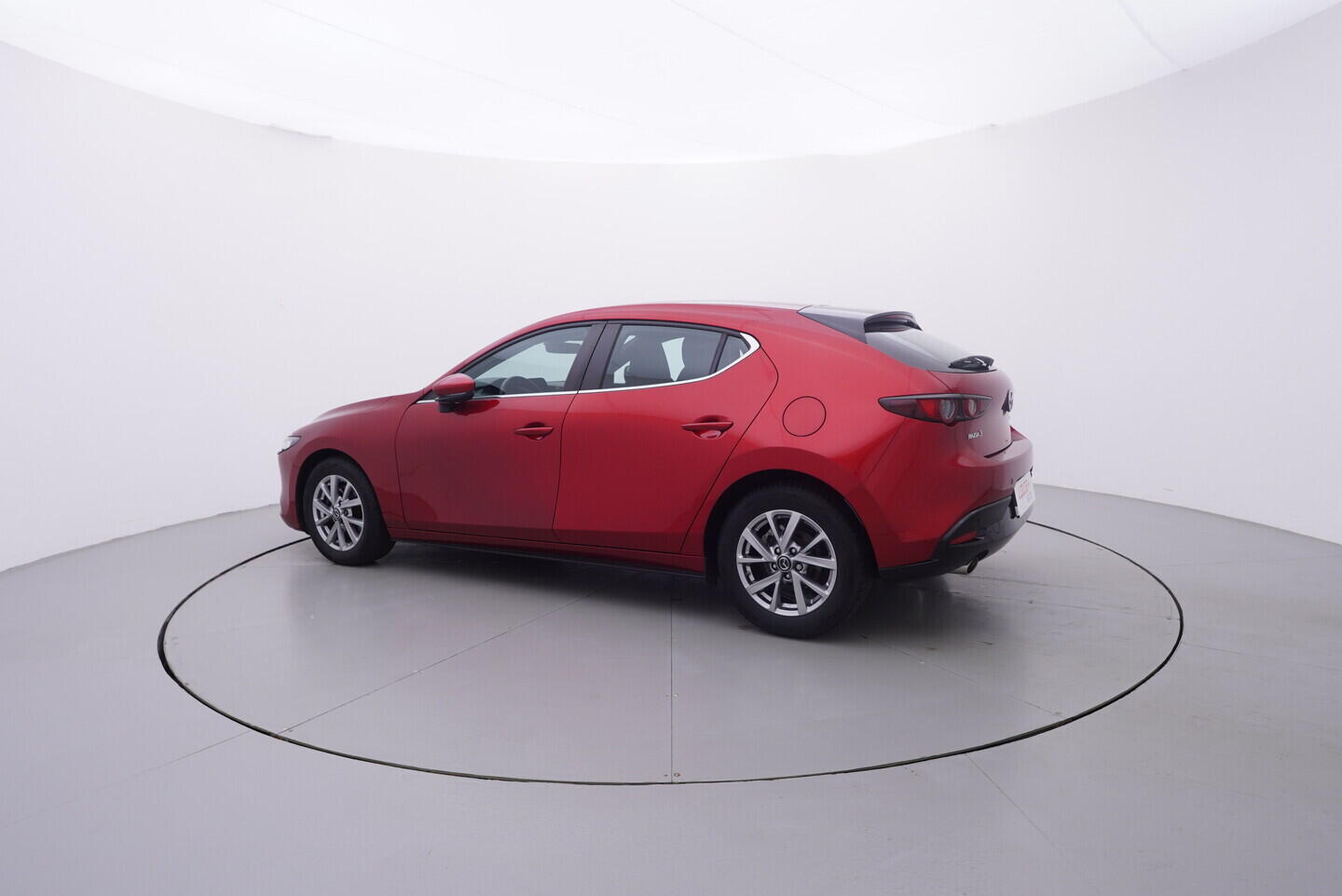 OV190V11087_12.webp_3  2.0  110 kW manuál