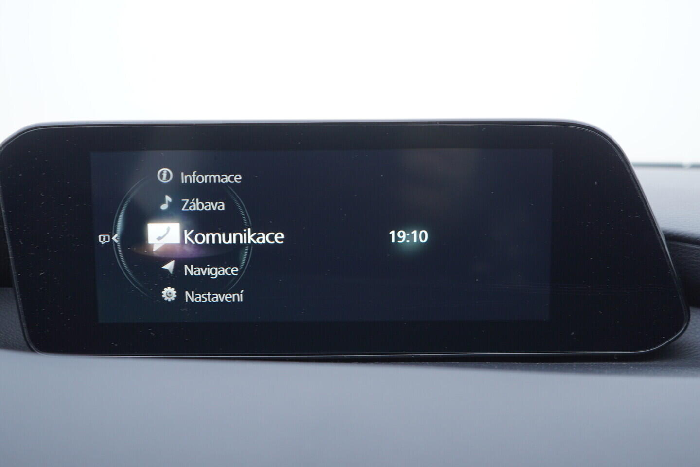 OV190V11087_31.webp_3  2.0  110 kW manuál