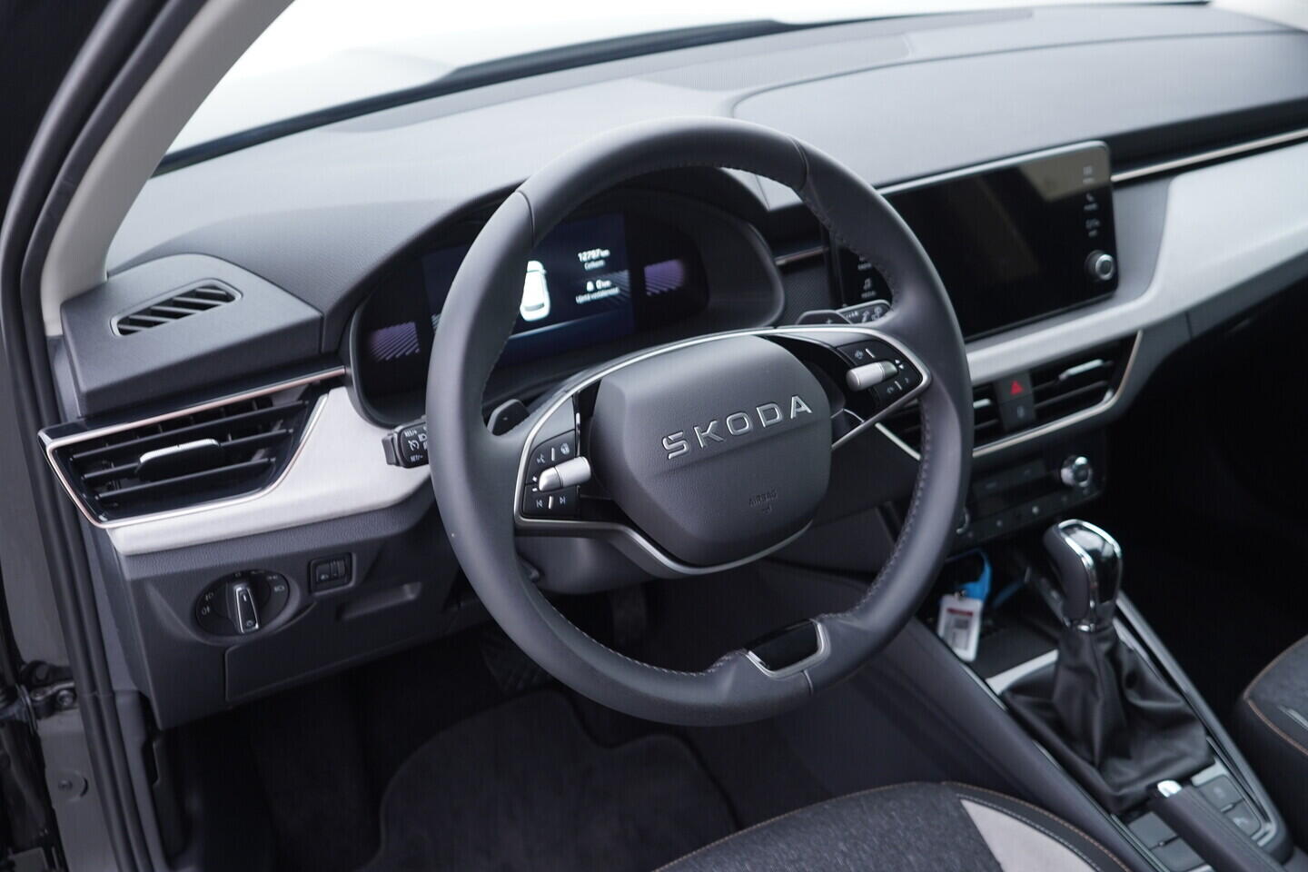 OV190V11088_21.webp_KAMIQ Selection 1.0 TSI 85 kW automat, DPH