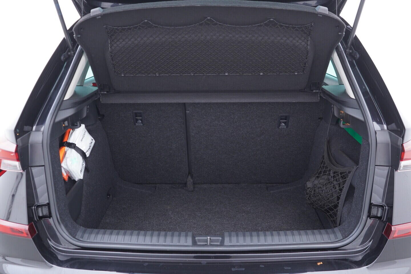 OV190V11088_36.webp_KAMIQ Selection 1.0 TSI 85 kW automat, DPH