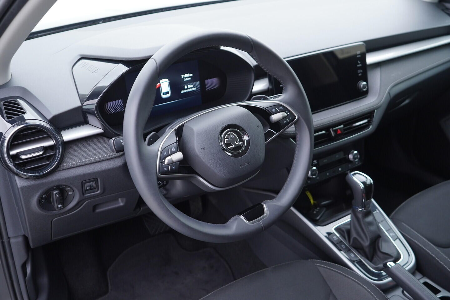 OV190V11091_21.webp_FABIA Selection 1.0 TSI 85 kW automat, DPH