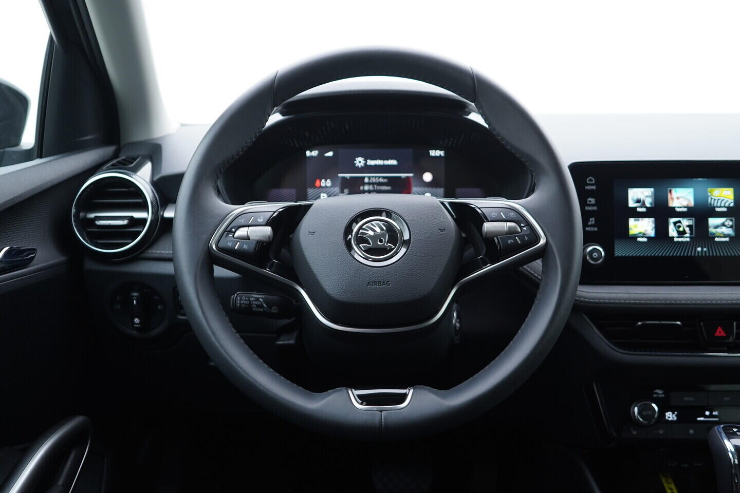 OV190V11091_27.webp_FABIA Selection 1.0 TSI 85 kW automat, DPH