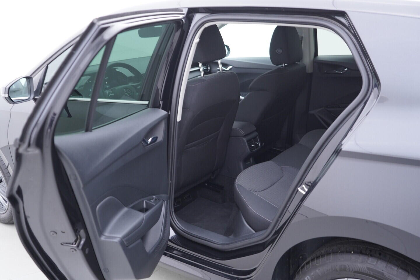 OV190V11091_34.webp_FABIA Selection 1.0 TSI 85 kW automat, DPH