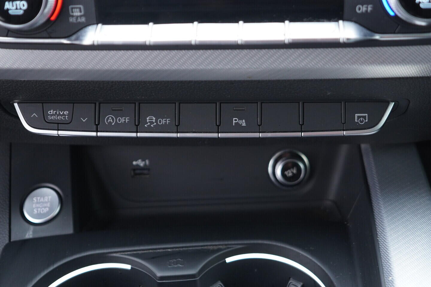 OV190V11093_34.webp_A5 S-Line 3.0 TDI 210 kW automat, DPH