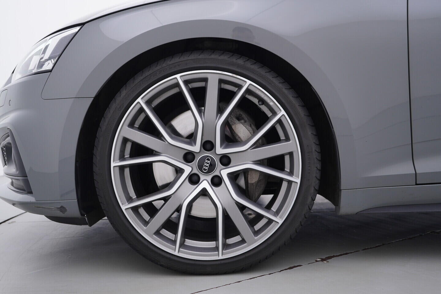 OV190V11093_41.webp_A5 S-Line 3.0 TDI 210 kW automat, DPH