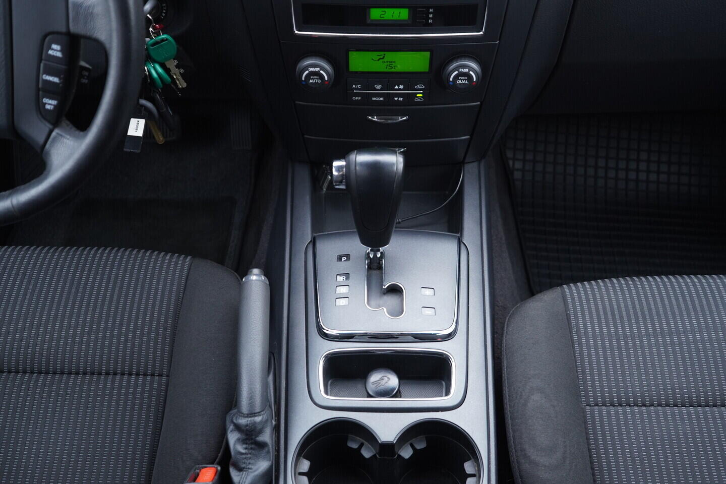 OV190V11094_31.webp_SORENTO  2.5 CRDi 125 kW automat