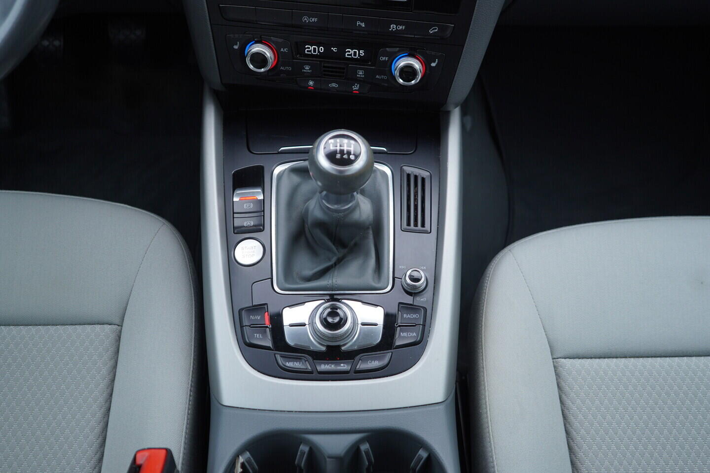 OV190V11095_34.webp_Q5 S-line 2.0 TDI 110 kW manuál