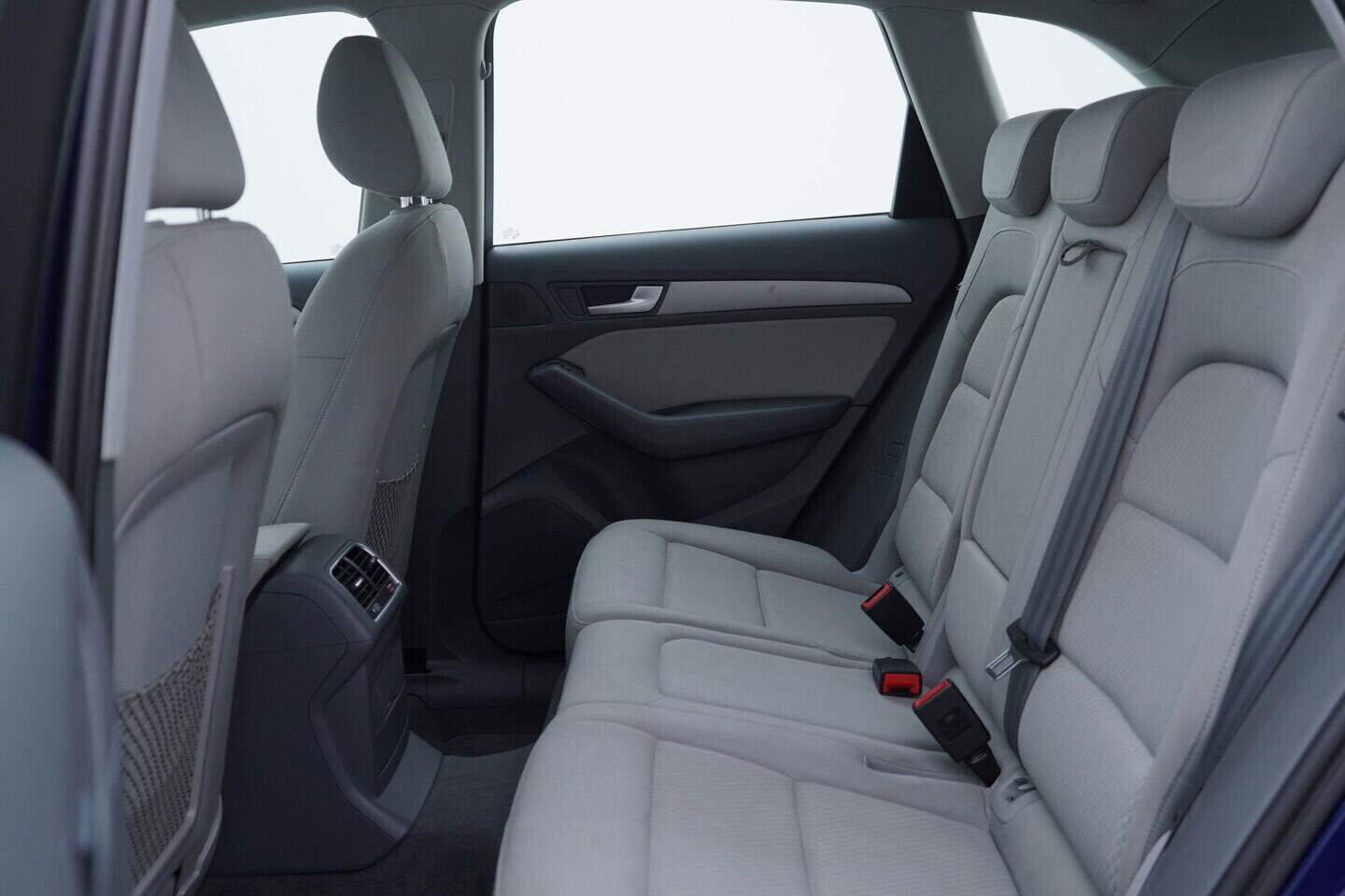 OV190V11095_37.webp_Q5 S-line 2.0 TDI 110 kW manuál