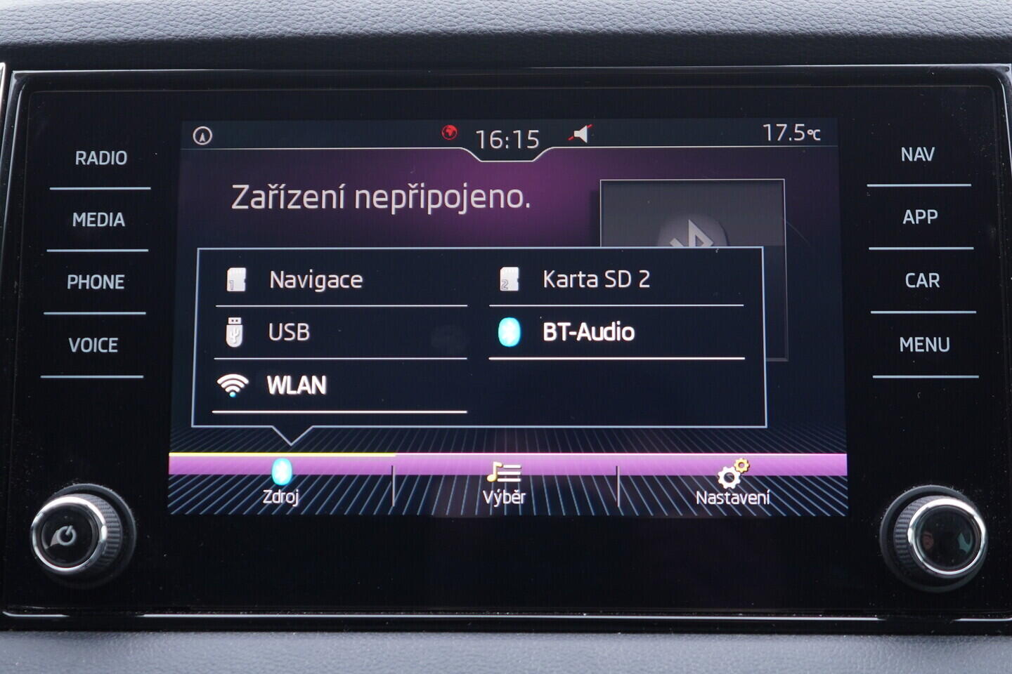 OV190V11096_29.webp_KAROQ Style 1.5 TSI 110 kW manuál