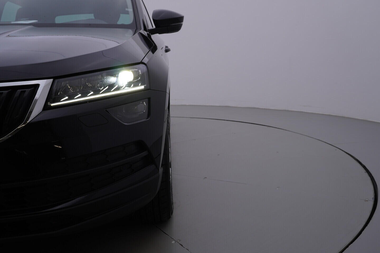 OV190V11096_41.webp_KAROQ Style 1.5 TSI 110 kW manuál