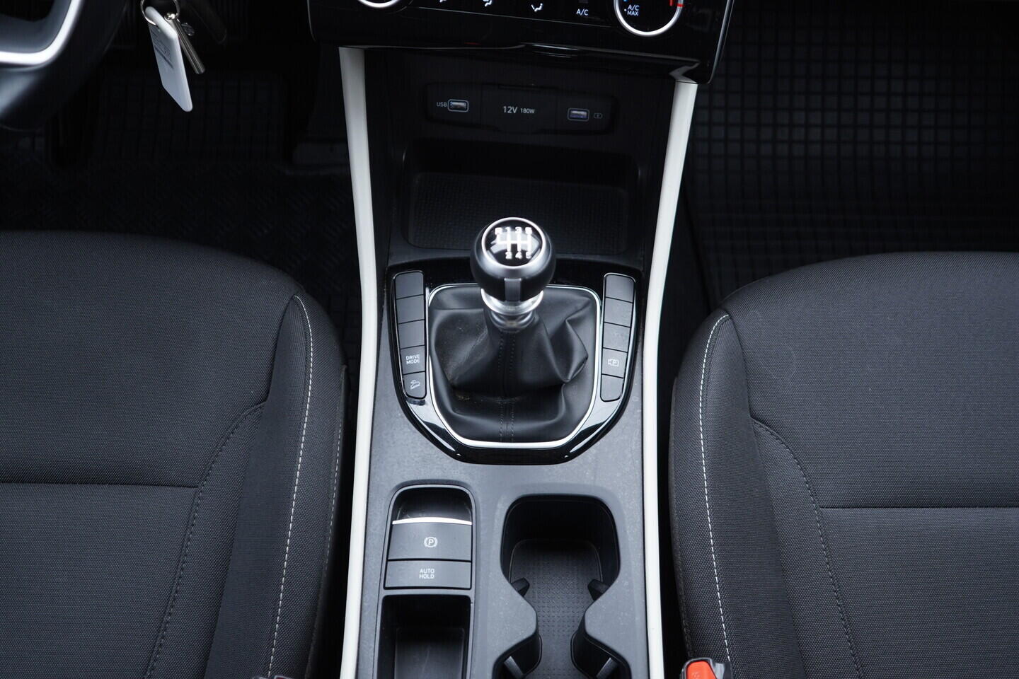 OV190V11099_31.webp_TUCSON Start 1.6 T-GDI 110 kW manuál