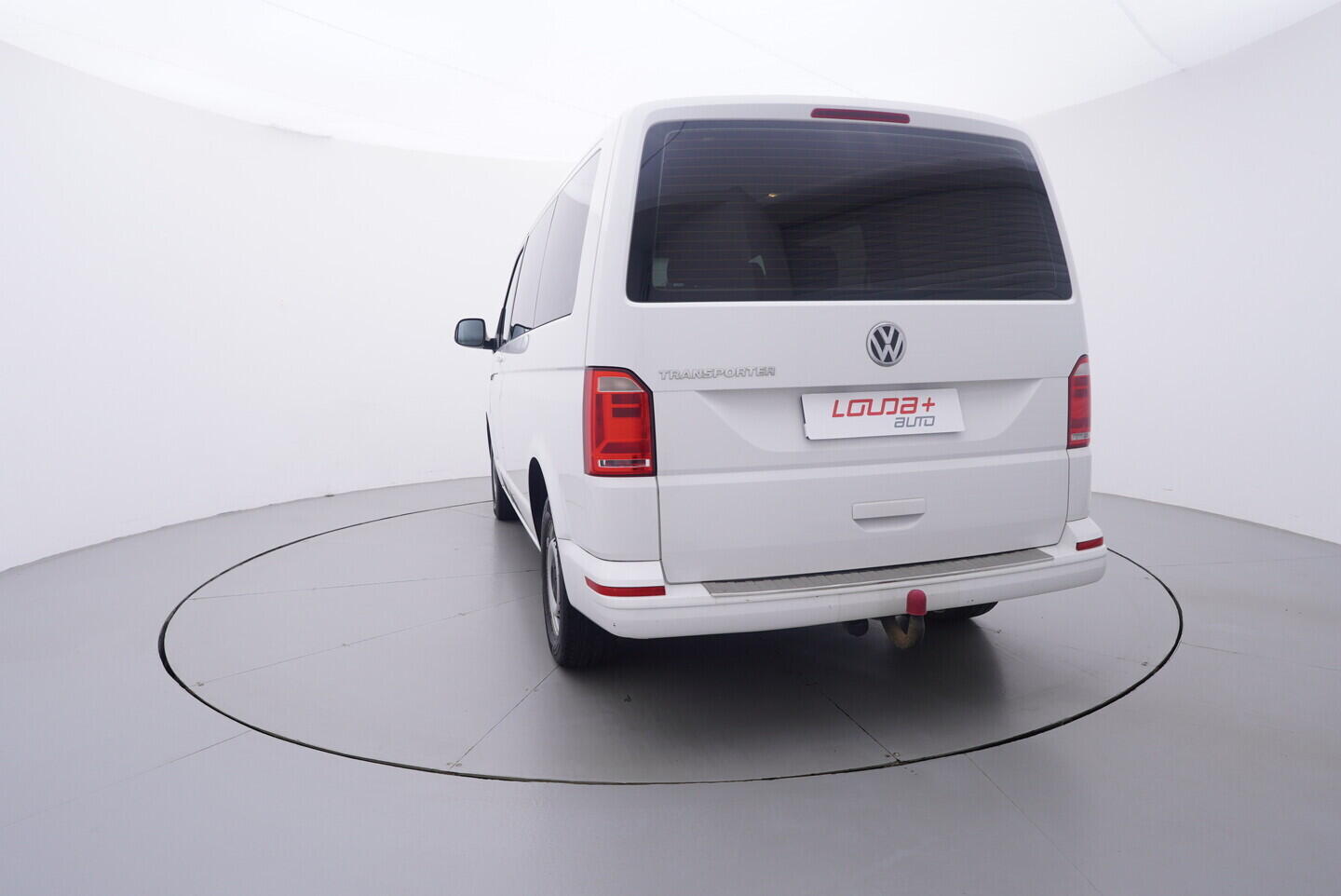 OV190V11101_13.webp_TRANSPORTER KOMBI  2.0 TDI 110 kW manuál, DPH