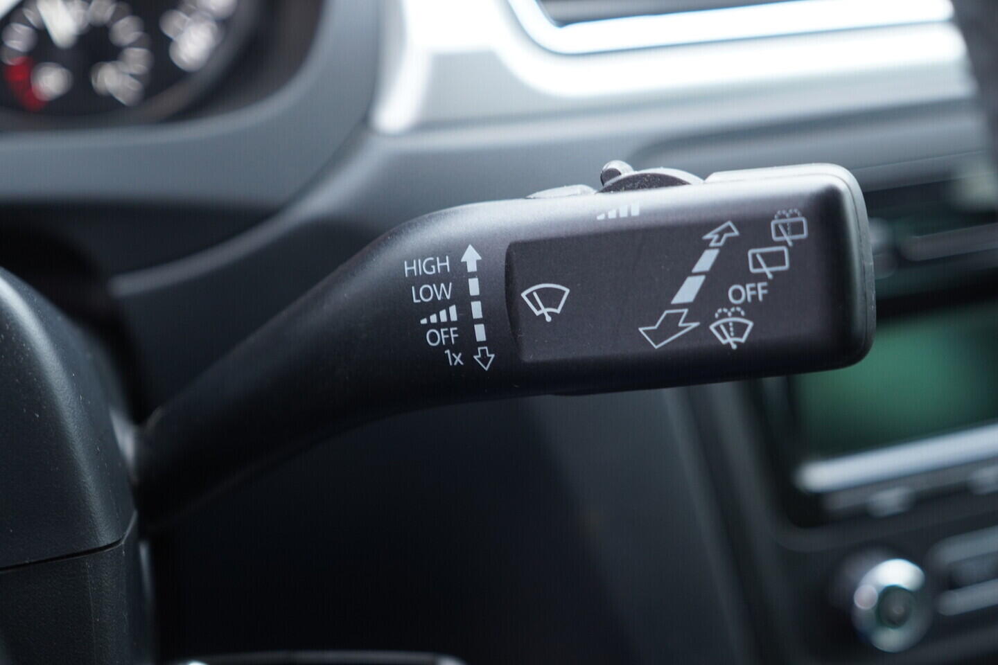 OV190V11105_25.webp_RAPID  1.6 TDI 77 kW manuál