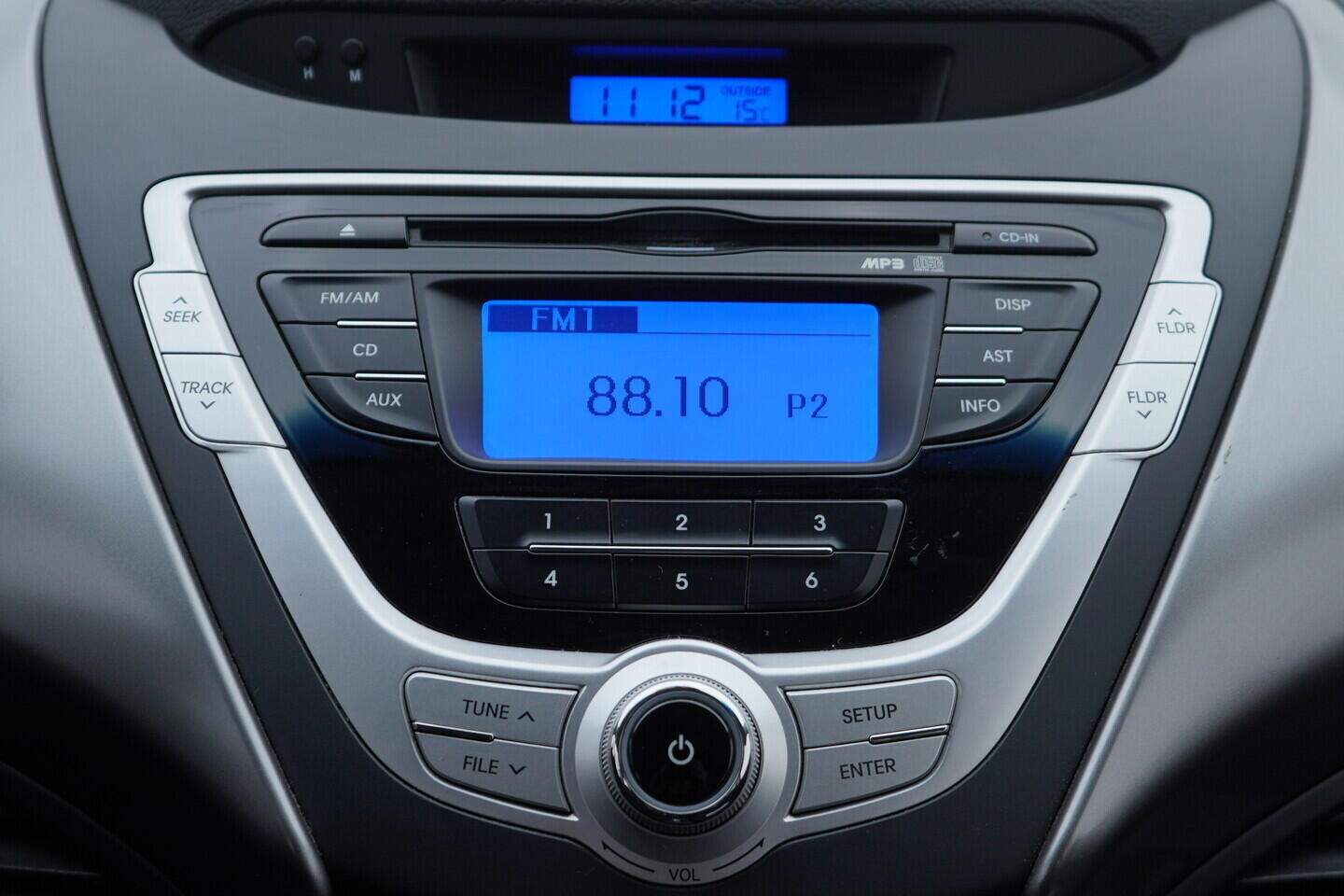 OV190V11106_27.webp_ELANTRA  1.6 T-GDI 97 kW manuál