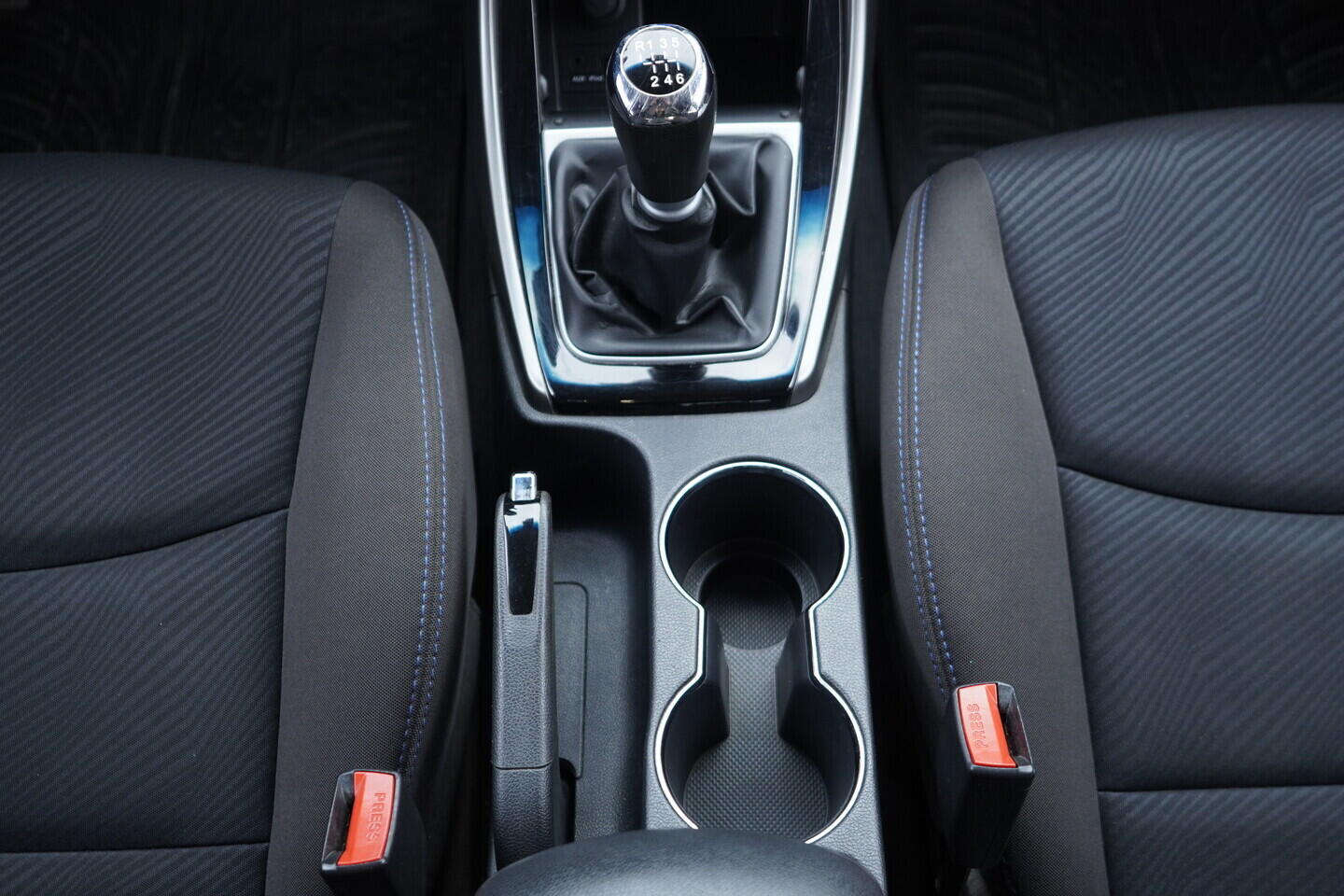 OV190V11106_29.webp_ELANTRA  1.6 T-GDI 97 kW manuál