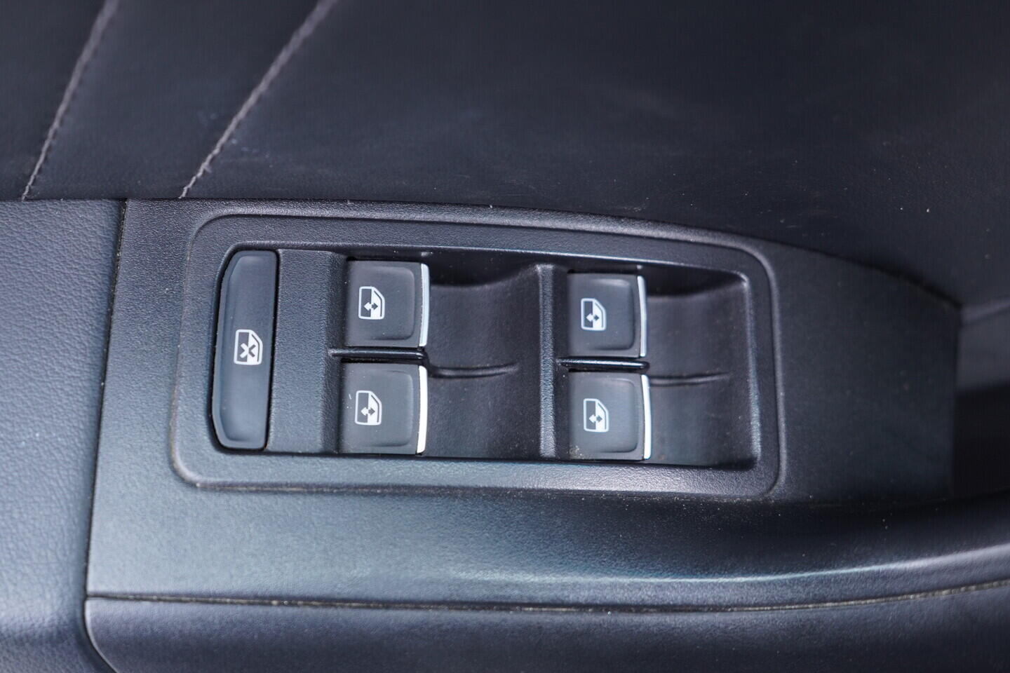 OV190V11109_20.webp_SEAT ATECA Xperience 1.5 TSI 110 kW automat