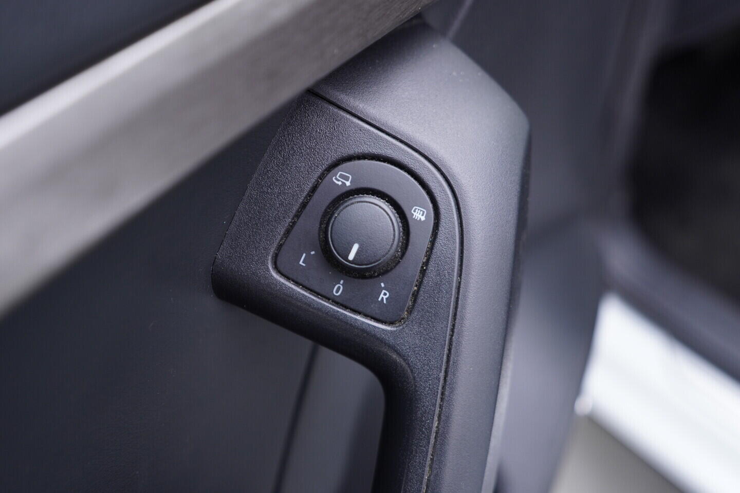 OV190V11109_21.webp_SEAT ATECA Xperience 1.5 TSI 110 kW automat