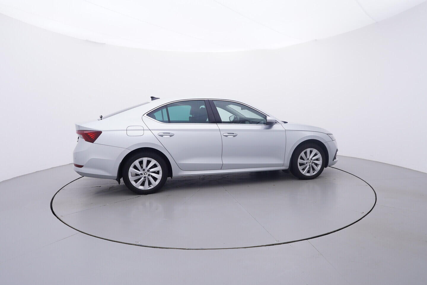 OV190V11110_15.webp_OCTAVIA  1.5 TSI 110 kW automat