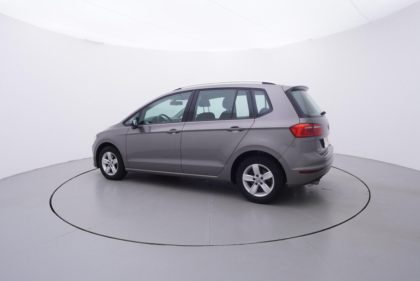 OV190V11111_12.webp_GOLF SPORTSVAN  1.6 TDI 81 kW manuál