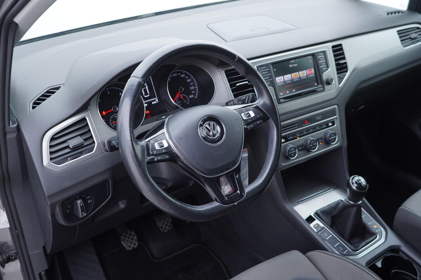 OV190V11111_23.webp_GOLF SPORTSVAN  1.6 TDI 81 kW manuál