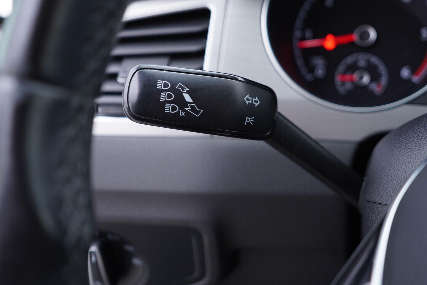 OV190V11111_25.webp_GOLF SPORTSVAN  1.6 TDI 81 kW manuál