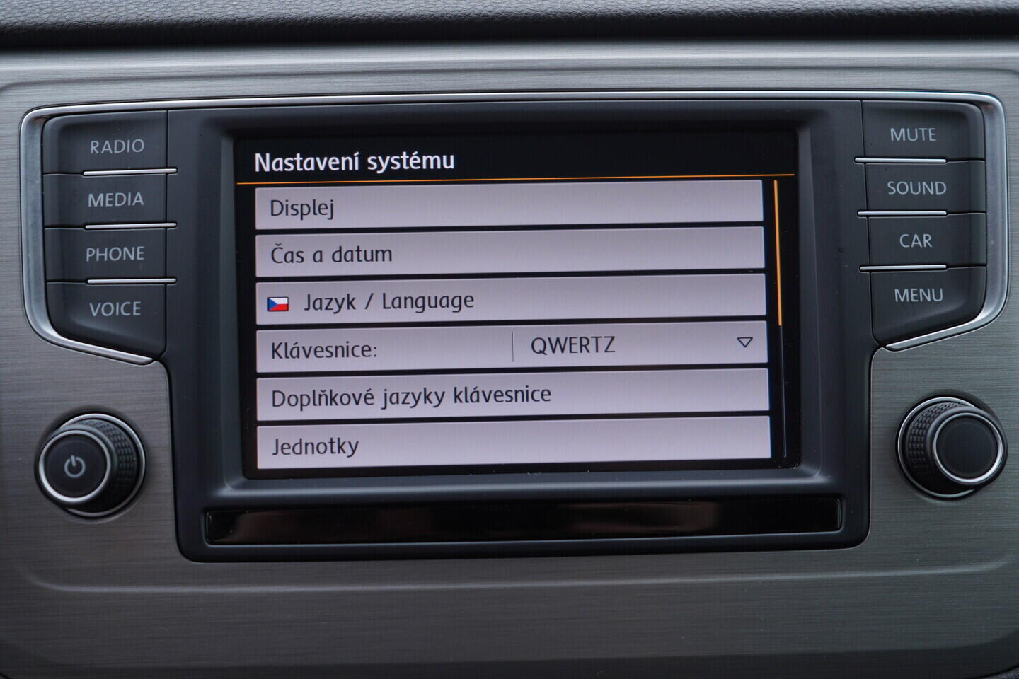 OV190V11111_35.webp_GOLF SPORTSVAN  1.6 TDI 81 kW manuál