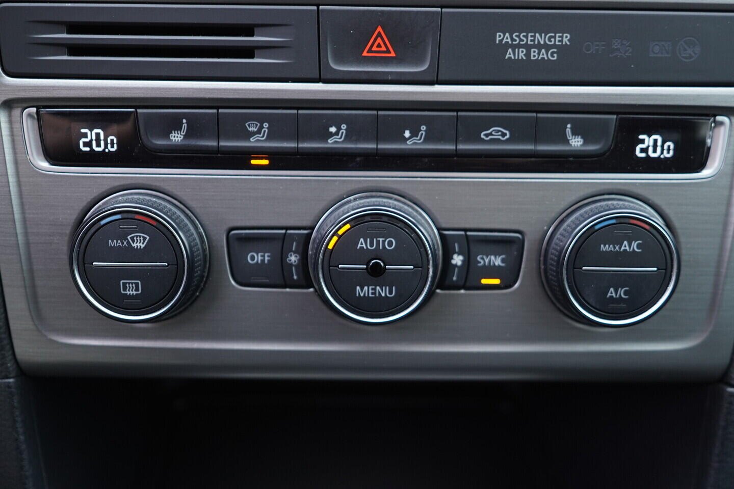 OV190V11111_36.webp_GOLF SPORTSVAN  1.6 TDI 81 kW manuál