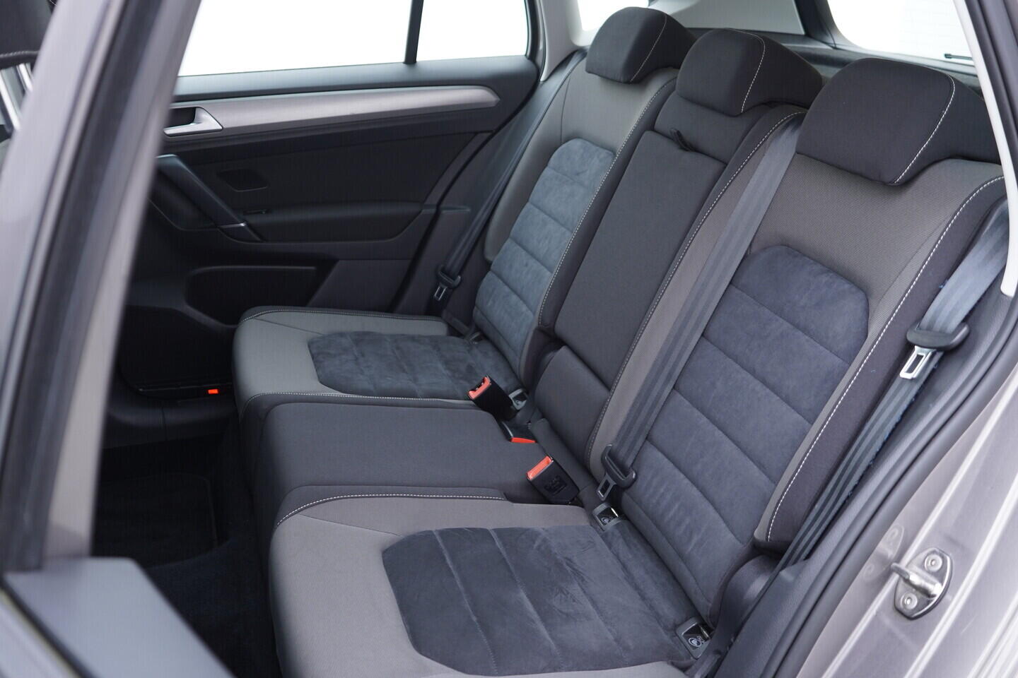 OV190V11111_42.webp_GOLF SPORTSVAN  1.6 TDI 81 kW manuál