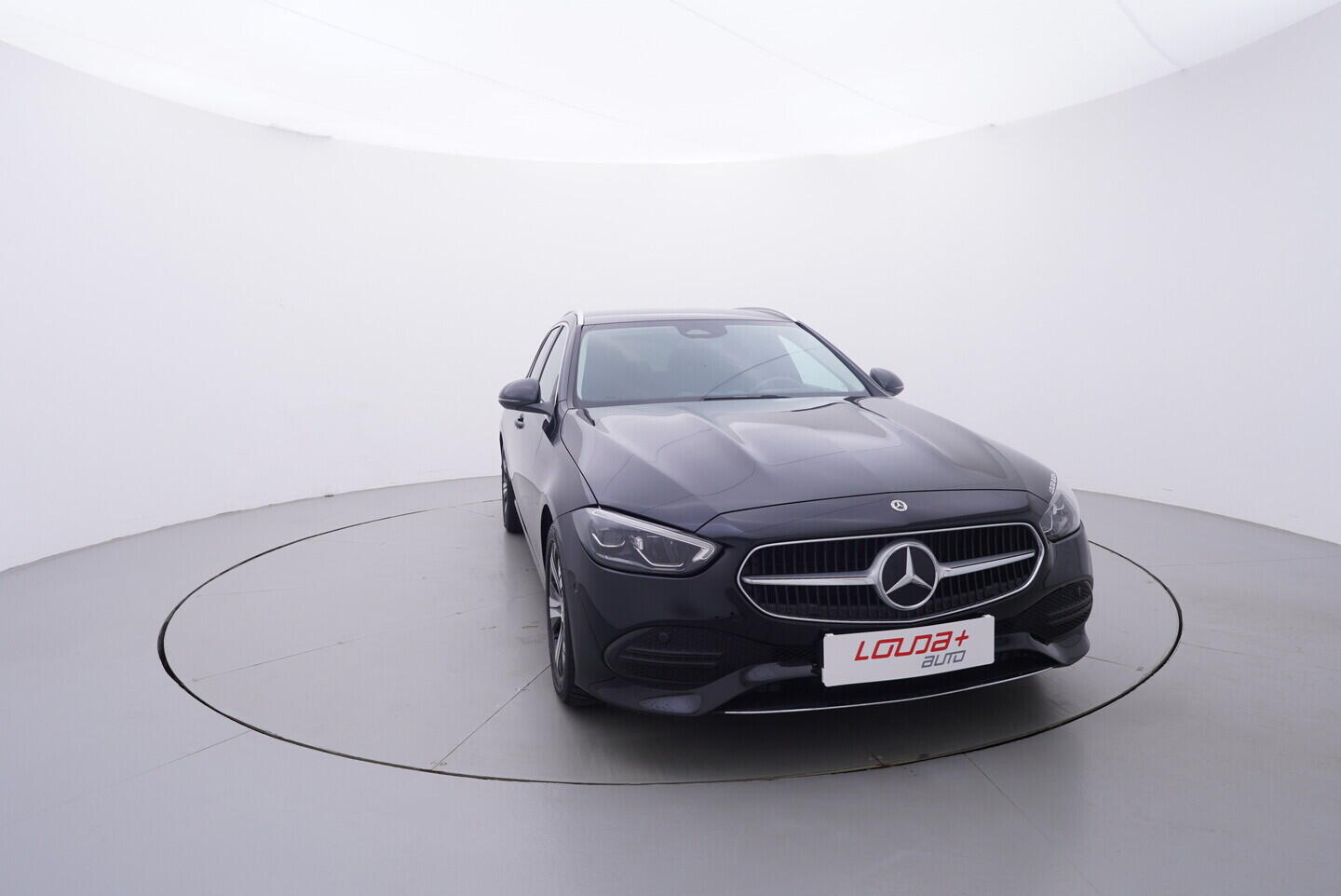 OV190V11116_17.webp_TŘÍDY C C200  . 120 kW automat, DPH